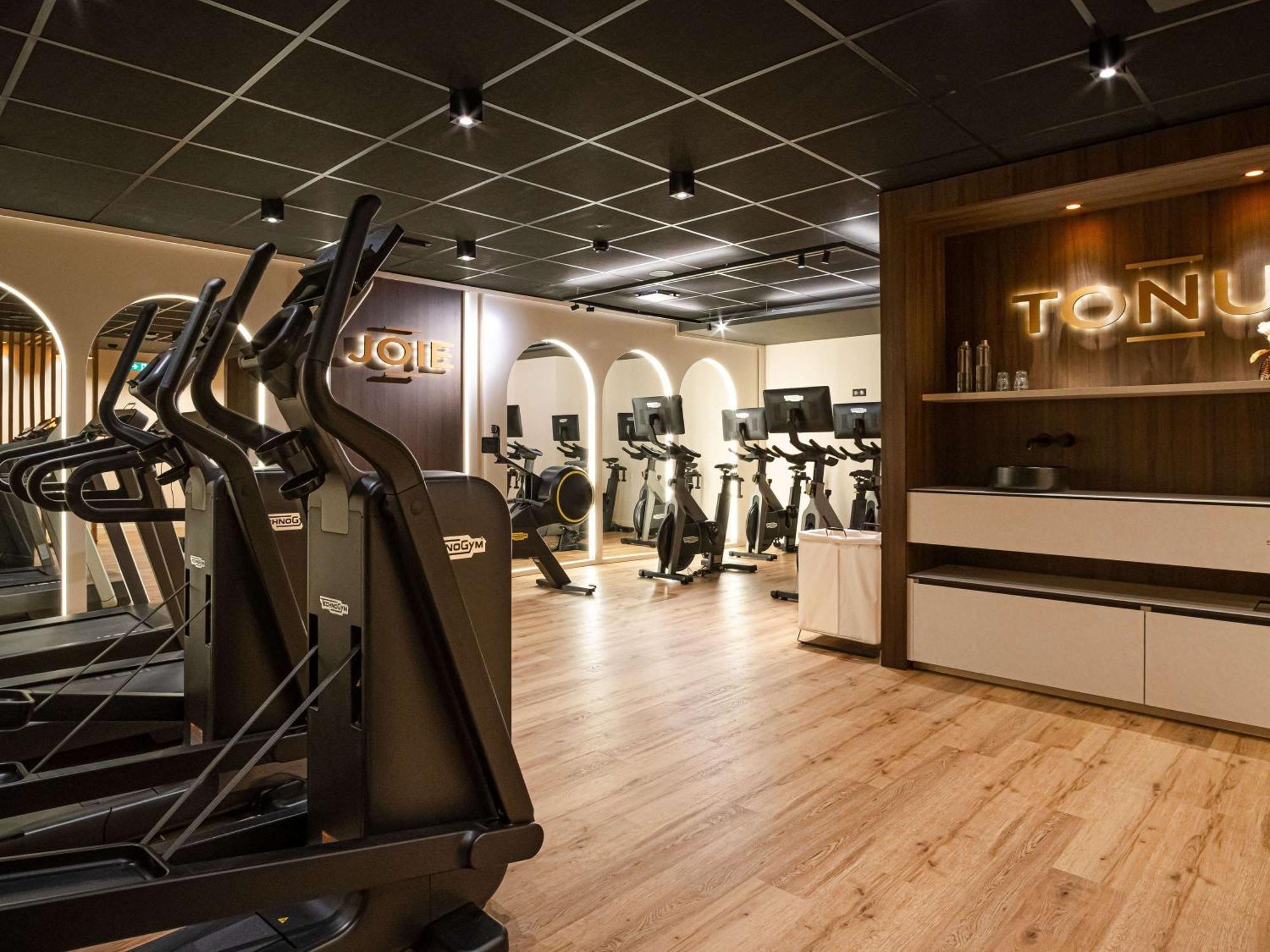 Mercure Saint-Lary Ngoại thất bức ảnh